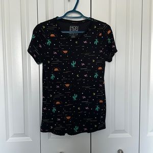 Patterned t shirt, black with desert print. Size S.